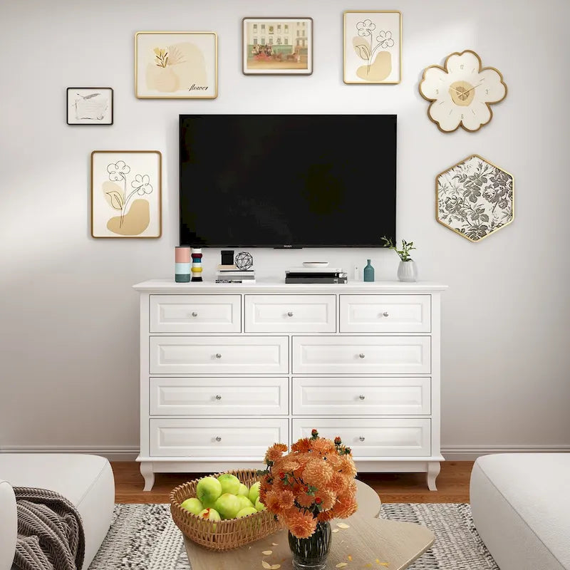 Commode à 9 tiroirs : Commode spacieuse au design épuré, laquée