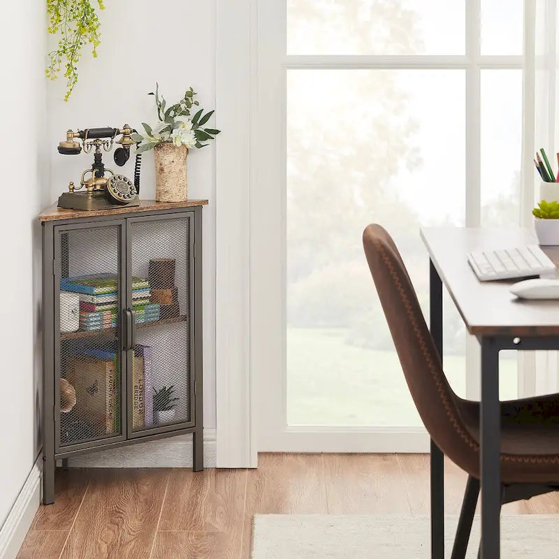 Table d'angle triangulaire industrielle avec double porte et étagère de rangement à 3 niveaux